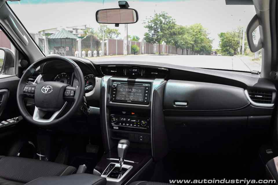 2018 Toyota Fortuner 2.4G 4x2 TRD