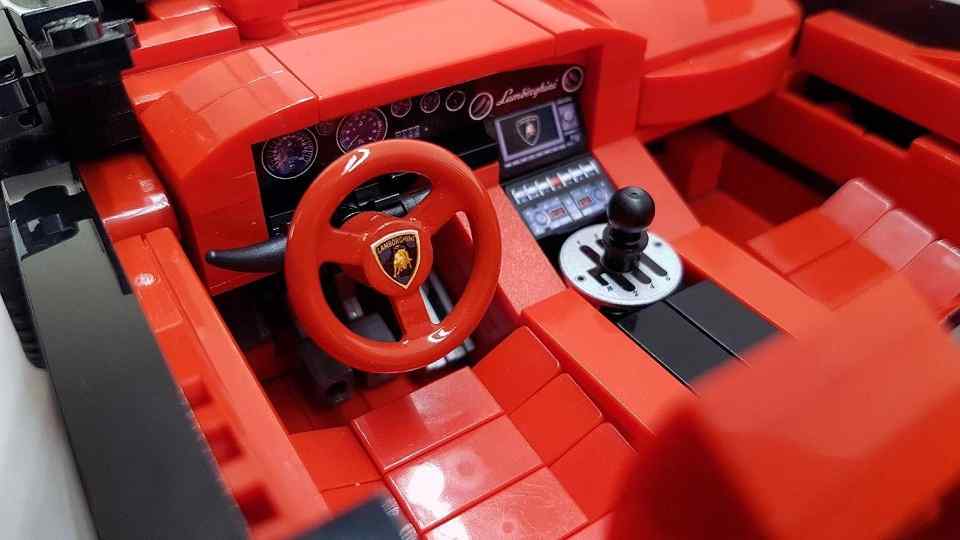 Help make this Lamborghini Diablo Lego Build a reality