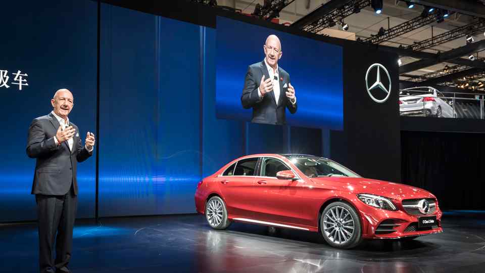 Mercedes-Benz stretches the C-Class for China