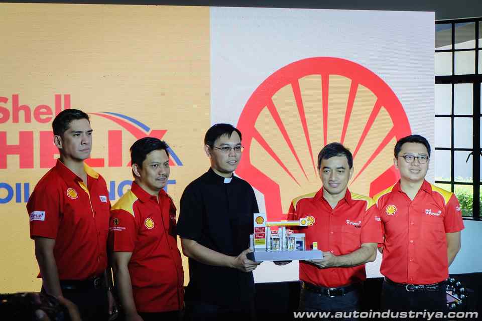 Shell offers Helix Ultra users with engine warranty, road side assistance