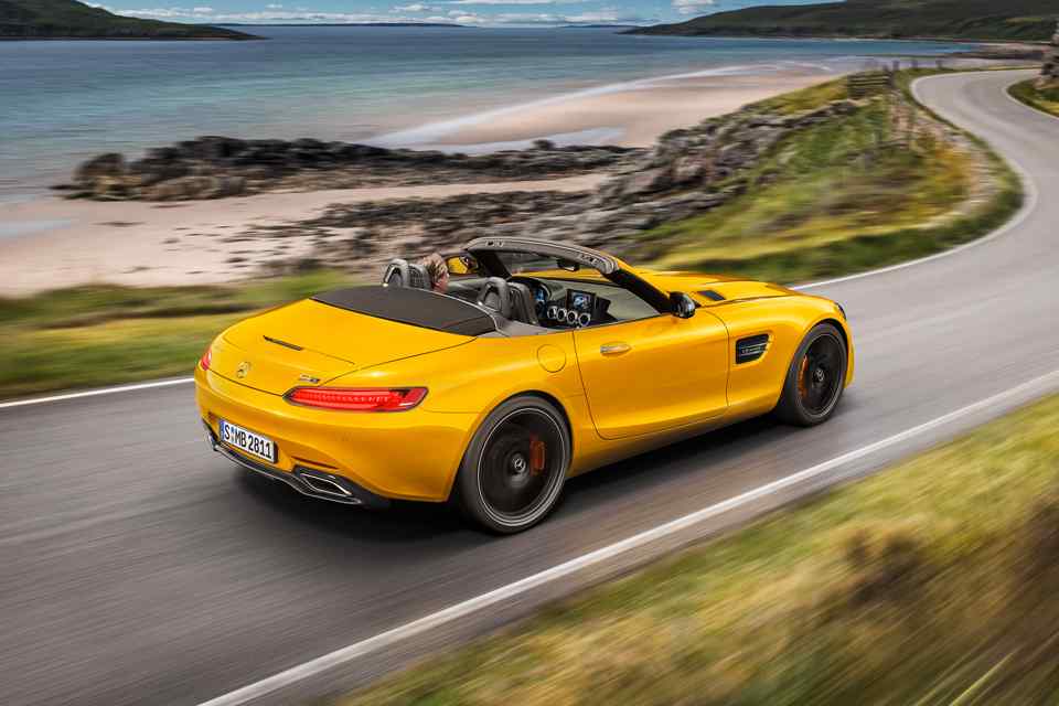 Mercedes-AMG GT S ditches roof for open sky