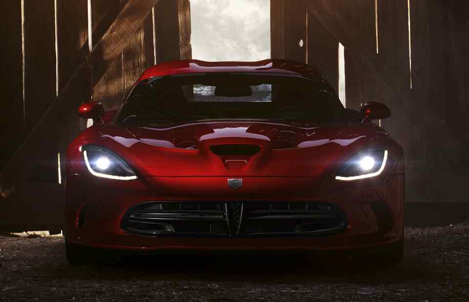 The Dodge Viper will rise again and may come with a 550 PS V8