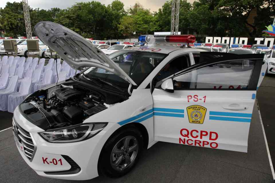 130 Hyundai cars and vans don their police uniforms