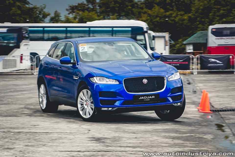 Jaguar, Land Rover pull out their big bag of cool tricks