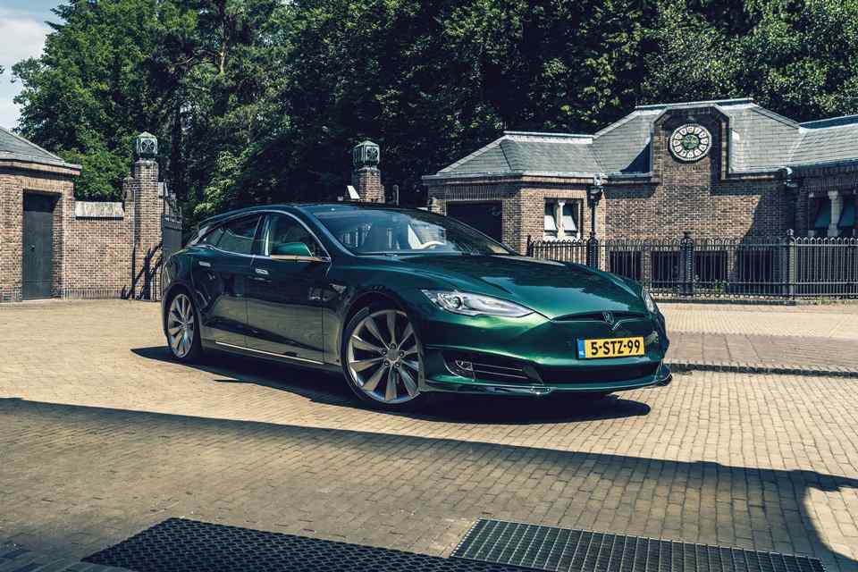 Coachbuilder turns Tesla Model S into a Shooting Brake