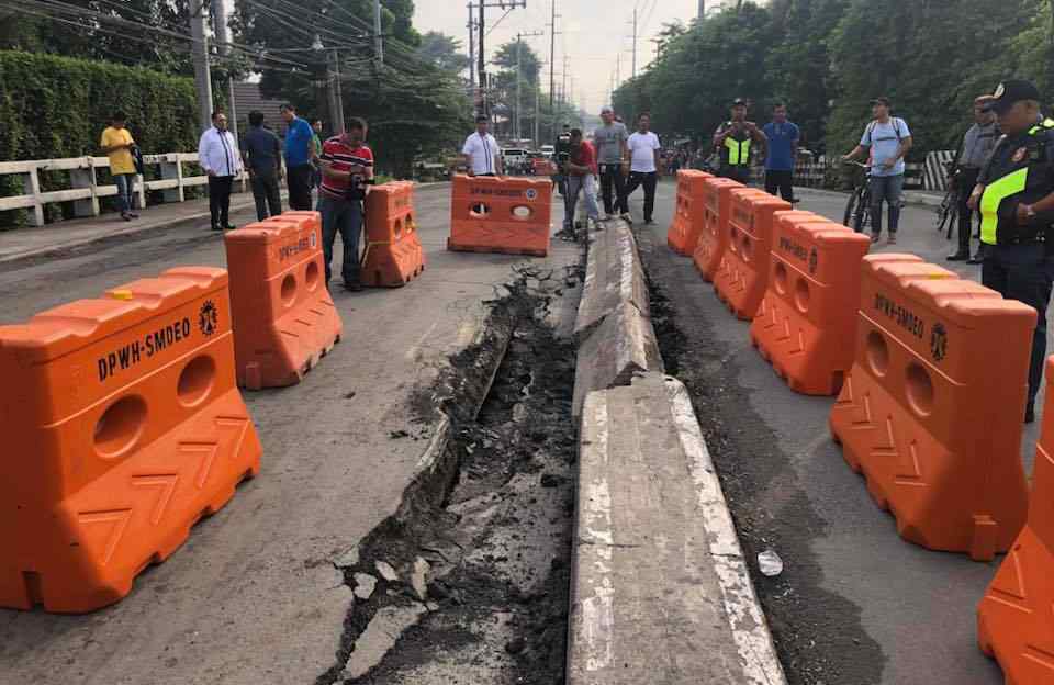 Otis Bridge in Manila nearing collapse