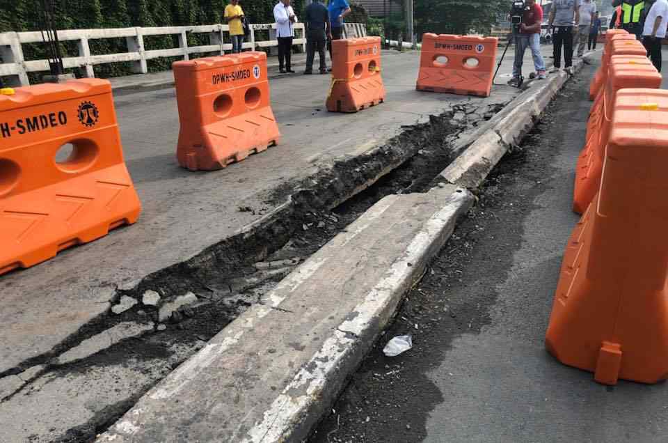 Otis Bridge in Manila nearing collapse