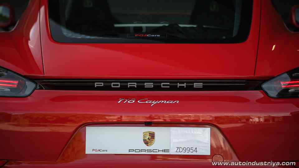 2017 Porsche 718 Cayman 2.0 Turbo