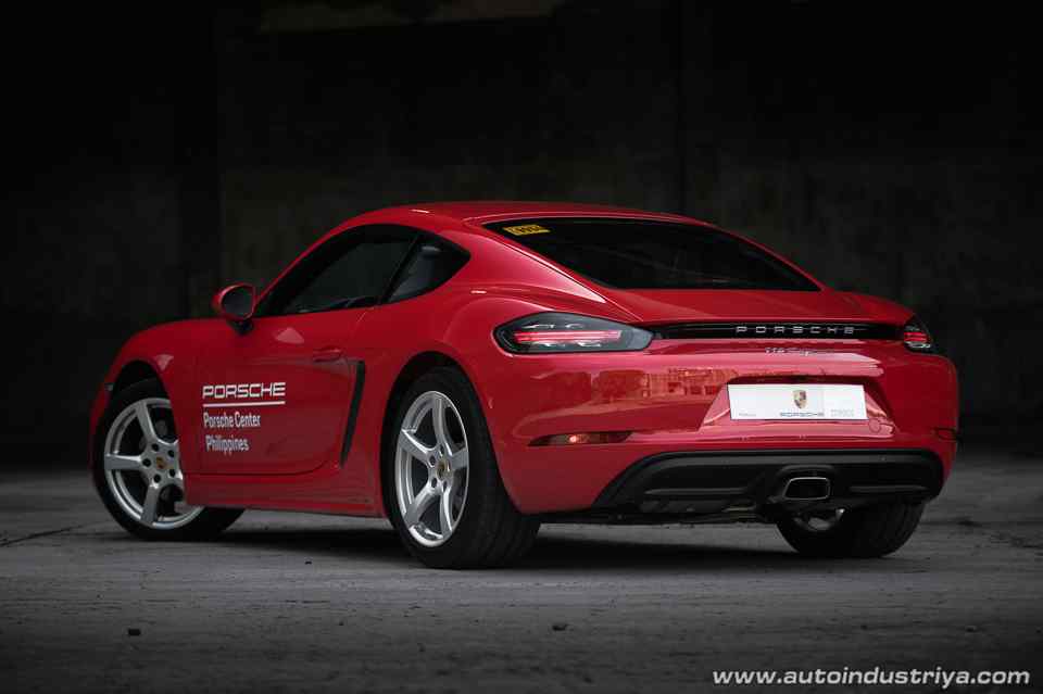 2017 Porsche 718 Cayman