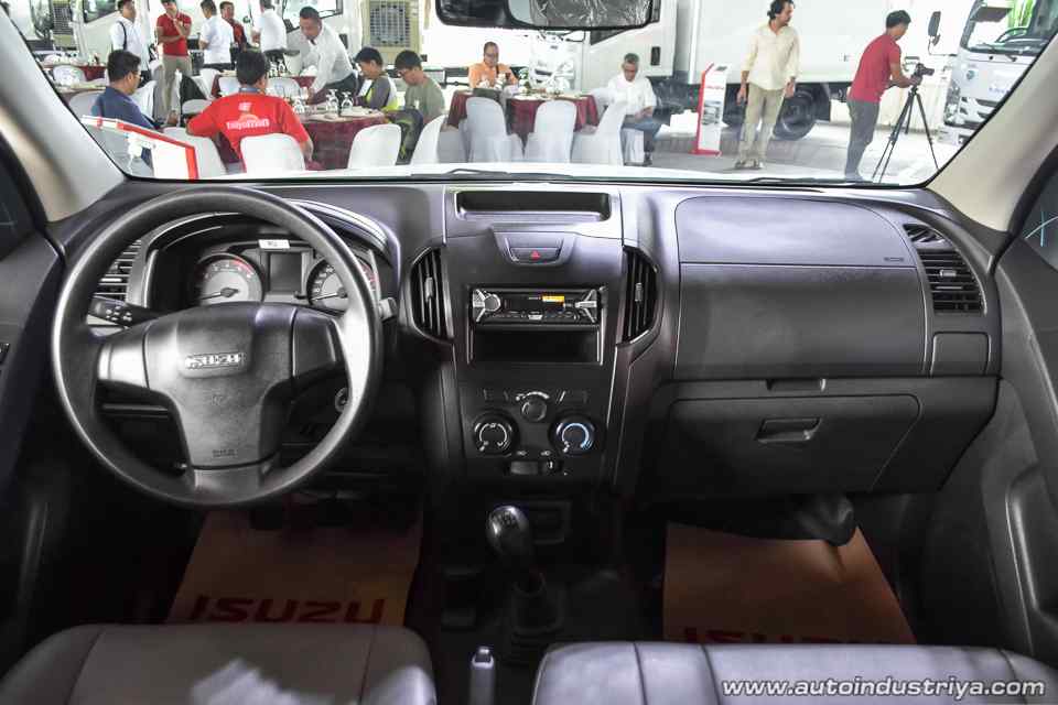 Isuzu D-Max 1.9 base variants