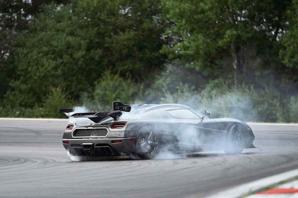 Koenigsegg builds final two Agera models, named Thor And V&auml;der