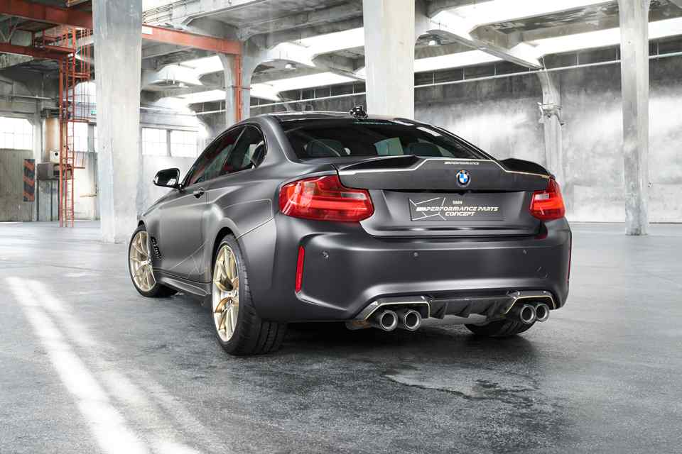 BMW pimps out the M2 with carbon fiber M Performance goodies