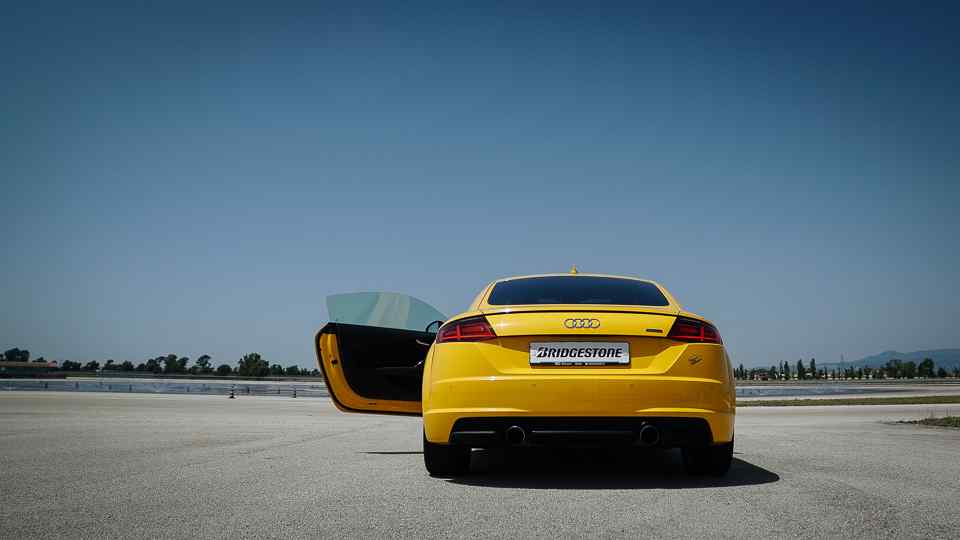 Bridgestone Potenza S007A Bridgestone Potenza S007A