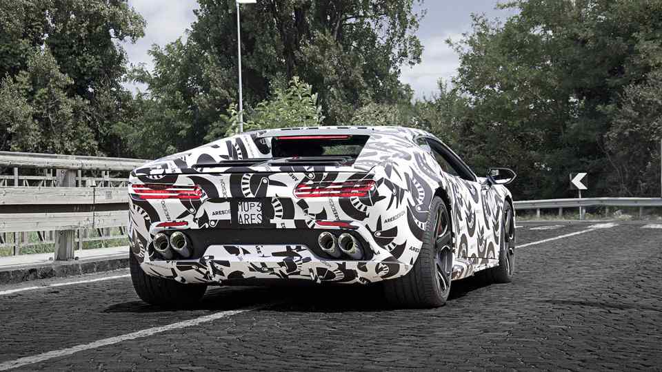 Modern-day De Tomaso Pantera gets a 650 horsepower V10