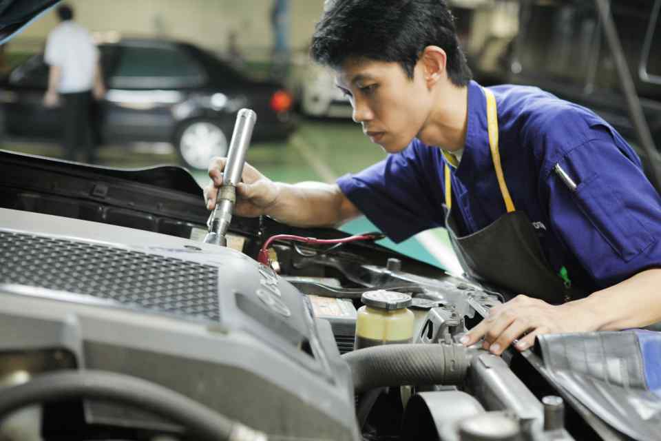 Toyota Alabang Service Center ready to serve up to 150 cars a day
