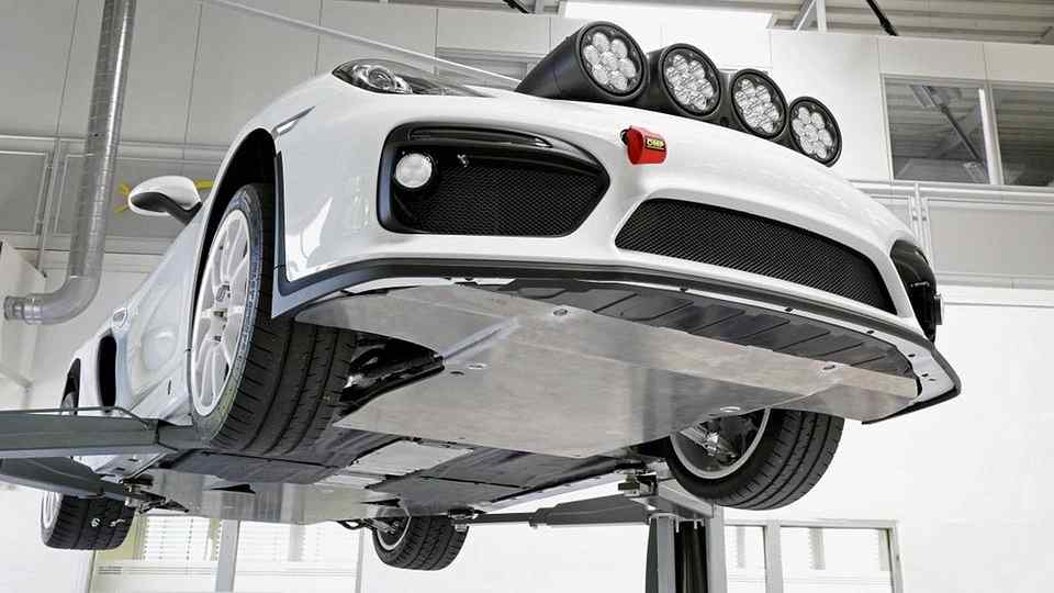 Porsche builds one-off, rally-inspired Cayman GT4 Clubsport