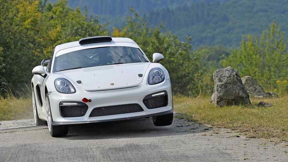 Porsche builds one-off, rally-inspired Cayman GT4 Clubsport