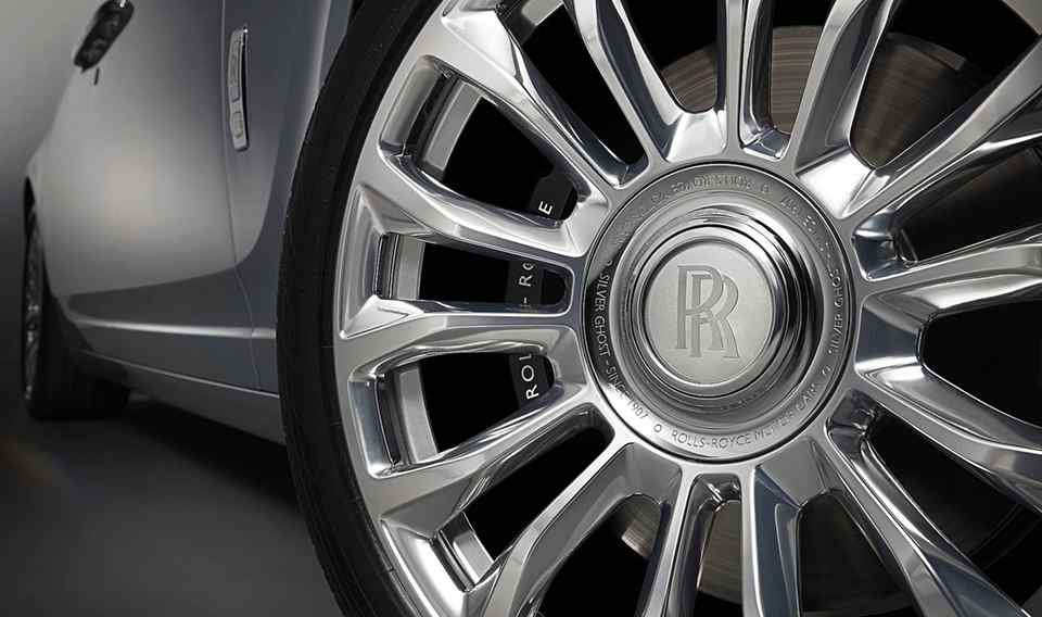Rolls Royce Silver Ghost amps up luxury and exclusivity