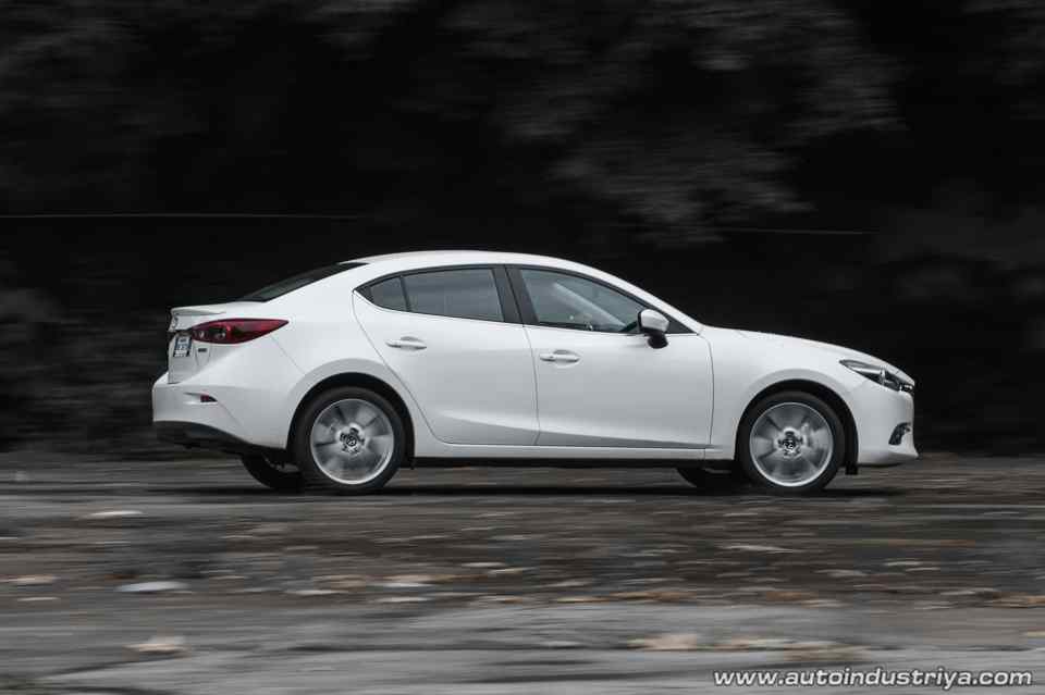 2018 Mazda3 2.0R SkyActiv-G 4-door