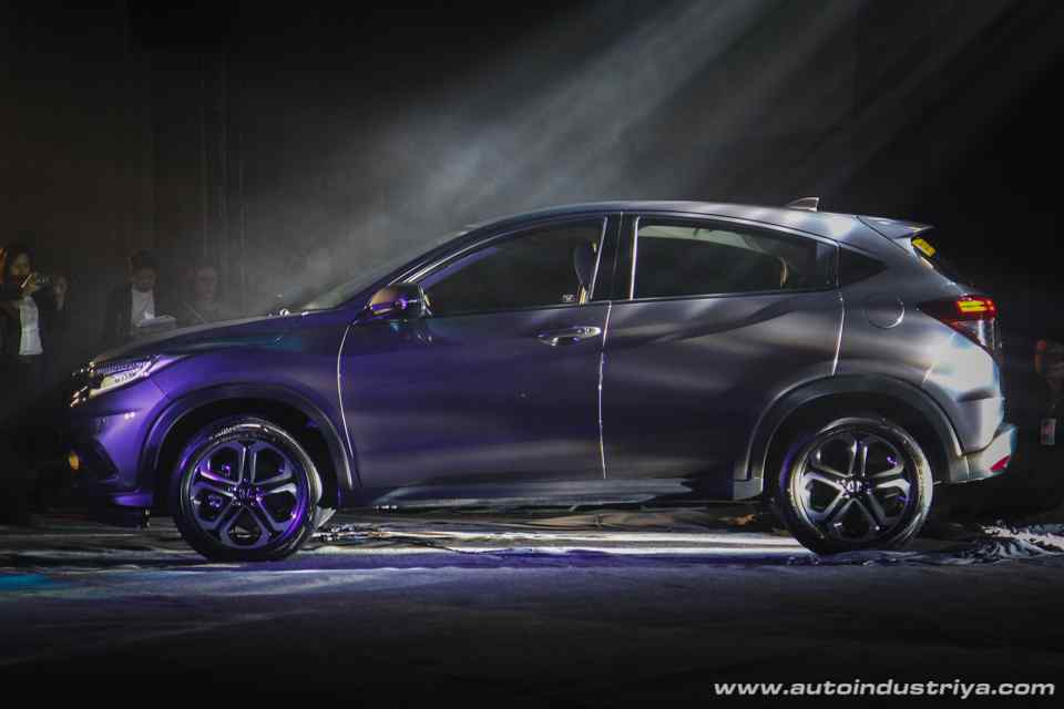Honda PH launches facelifted 2018 HR-V with a lower pricetag Honda PH launches facelifted 2018 HR-V with a lower pricetag