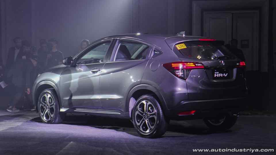 Honda PH launches facelifted 2018 HR-V with a lower pricetag Honda PH launches facelifted 2018 HR-V with a lower pricetag