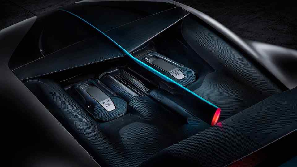 Bugatti Divo will make you 'Vive la France'