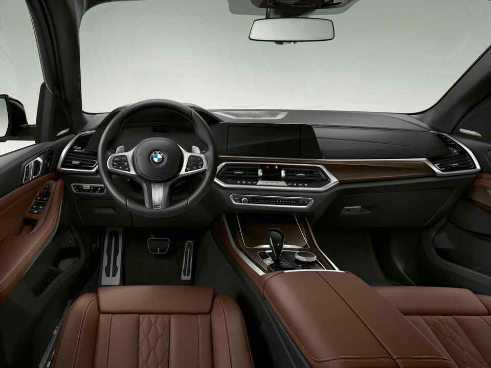 Plug-in hybrid BMW X5 can do 80 km on electric power alone