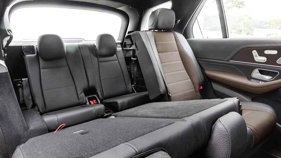 Sleeker Mercedes-Benz GLE debuts with more tech, more seats