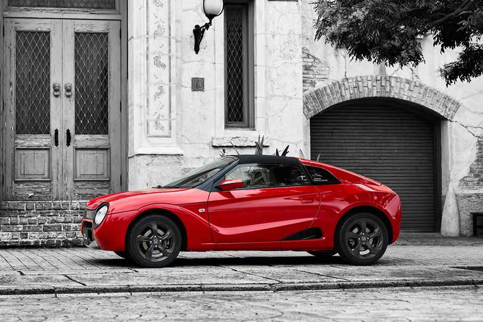 The Neo Classic kit turns the Honda S660 into a retro-looking kei car