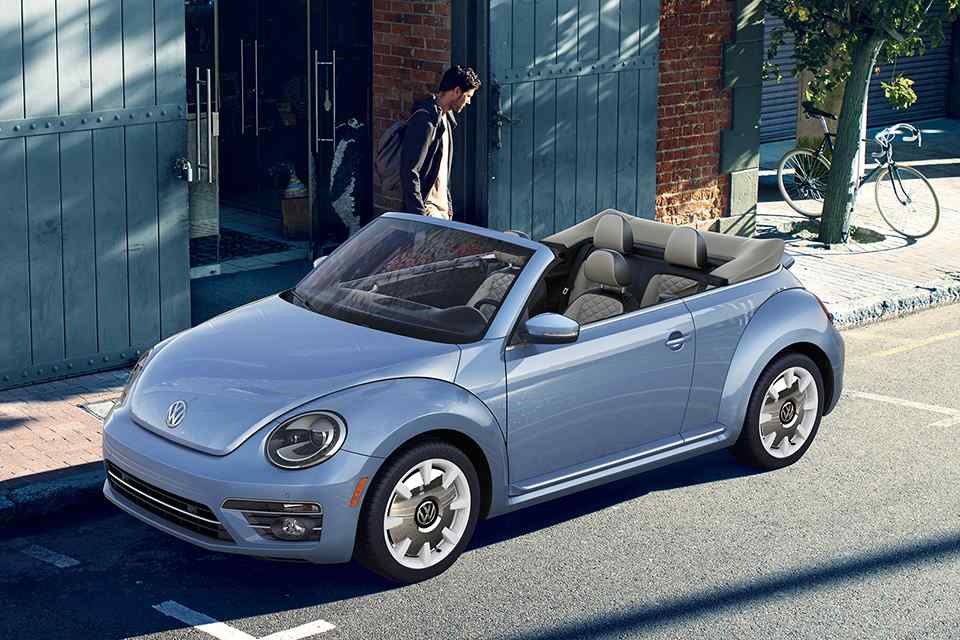 Volkswagen says goodbye to the Beetle with Final Edition special
