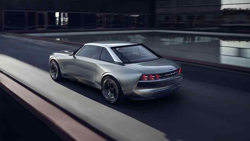 Peugeot e-Legend concept blends retro styling and EV technology Peugeot e-Legend concept blends retro styling and EV technology
