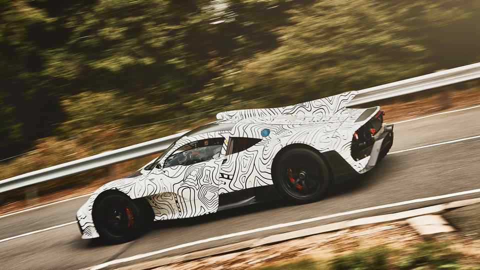 Mercedes-AMG is road testing their Project One supercar