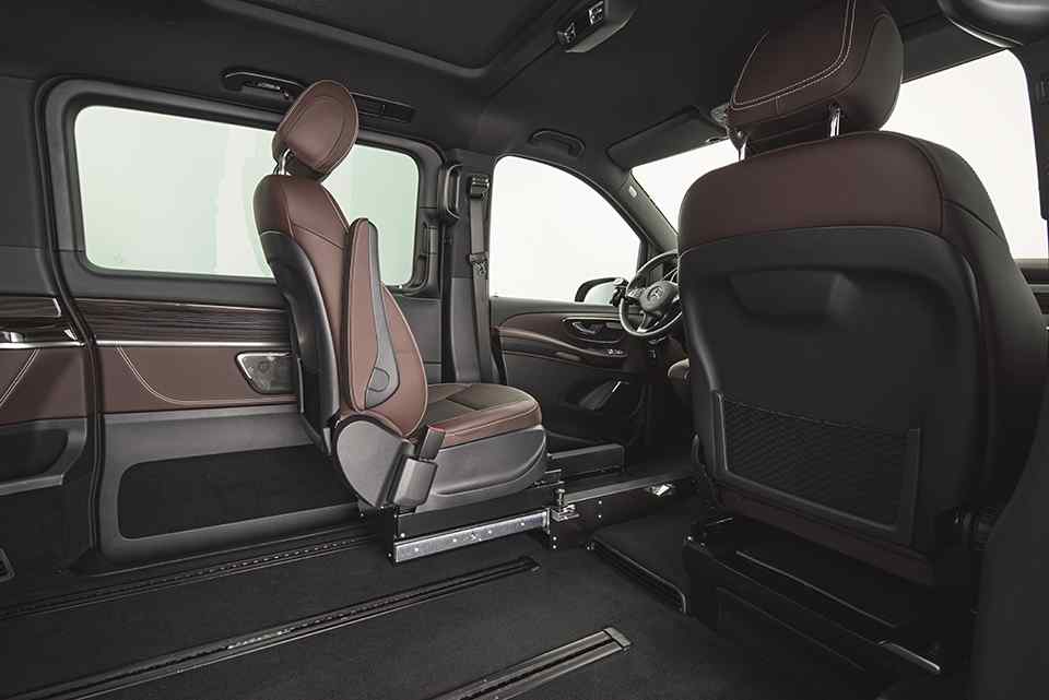 Mercedes builds a very PWD-friendly V-Class van
