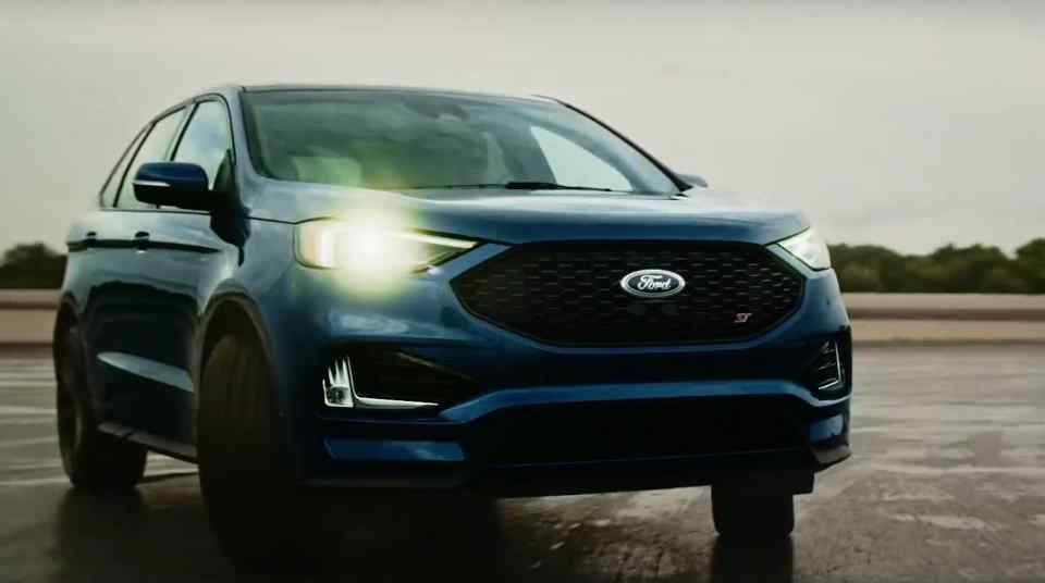 Ford says the Edge ST can rocket you to 100 km/h in 6 seconds