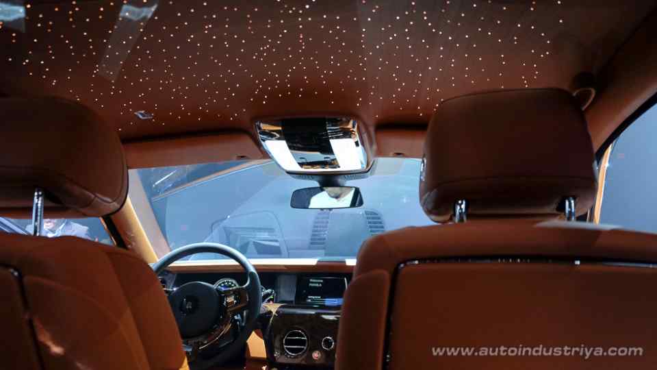 Larger, more opulent Rolls-Royce Phantom VIII lands in the Philippines