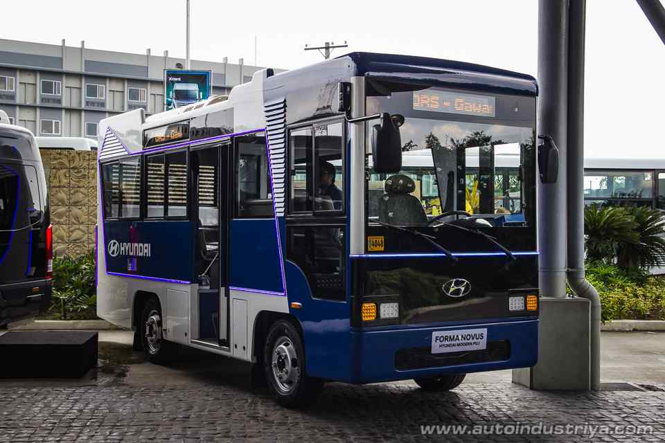 Take a look at Hyundai commercial vehicles at first mobility expo