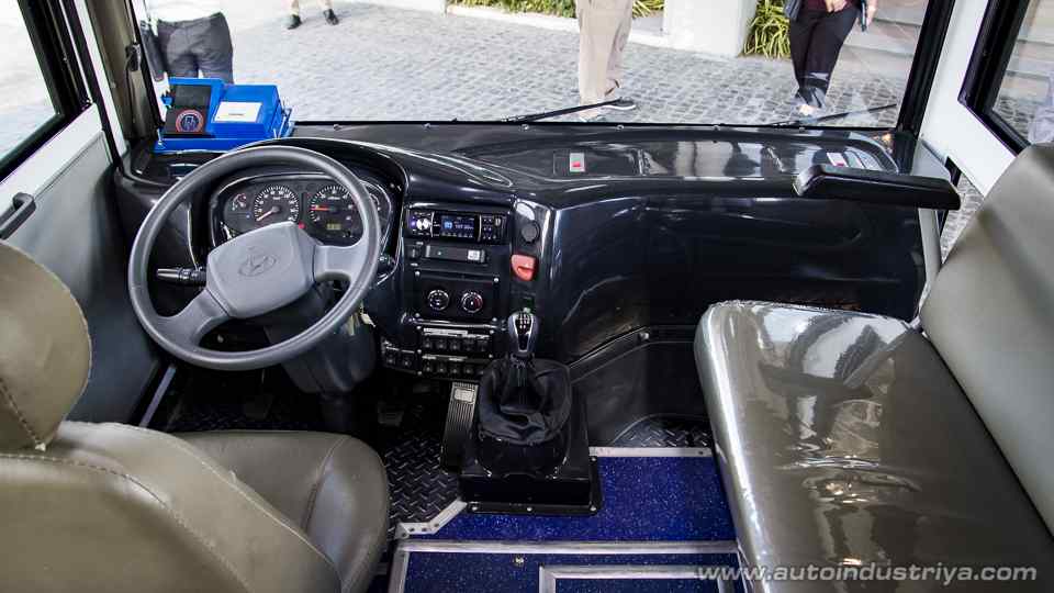 Hyundai PH shows off modern PUV, to roam the streets by 2019