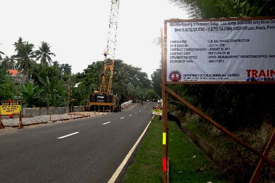 DPWH Looc Bridge widening
