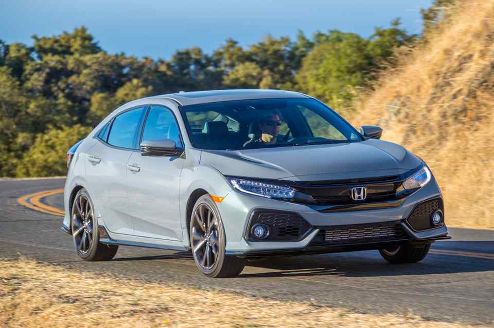 New color, updated features for 2019 Honda Civic Type R