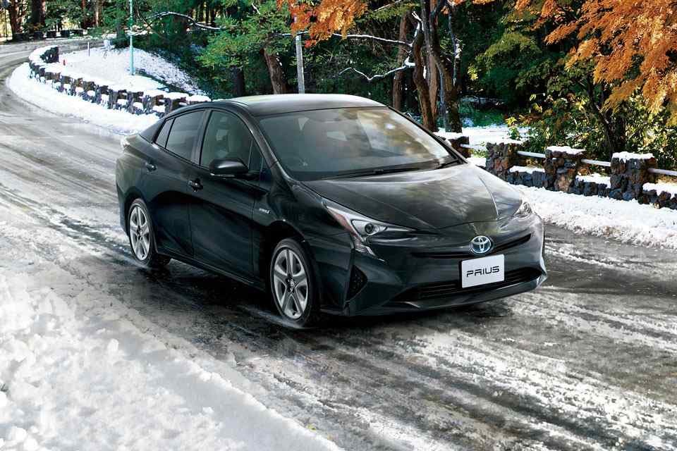 2019 Toyota Prius refresh could be offered with all-wheel drive