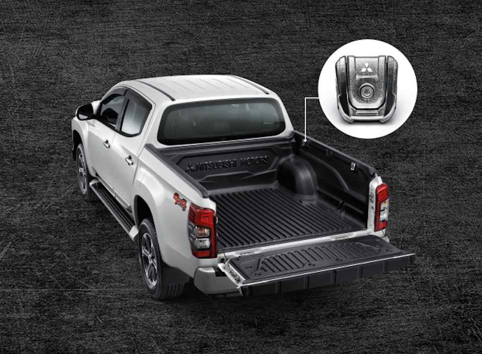 2019 Mitsubishi Strada flexes its muscles with bold bodykit