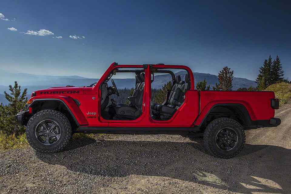 2020 Jeep Gladiator is a Wrangler with a pick-up's bed