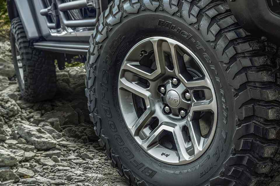 Dress up the Jeep Gladiator with over 200 Mopar accessories