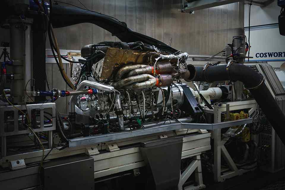 Aston Martin V12