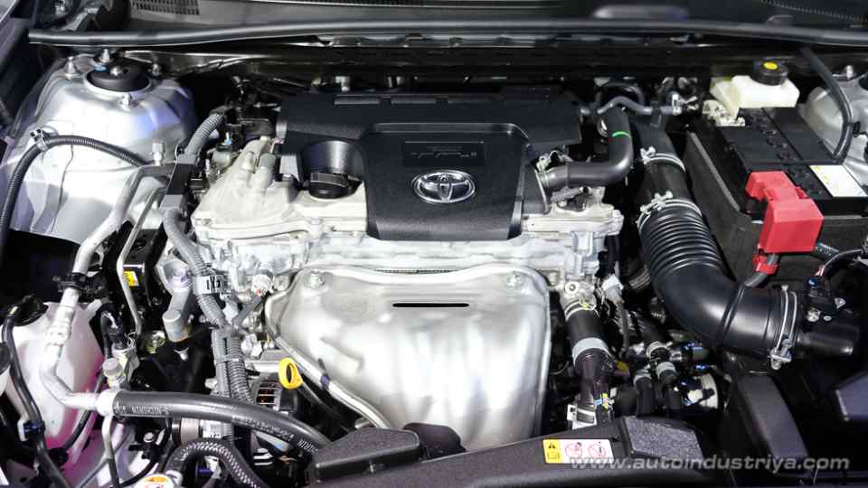 Toyota redefines executive sedan pricing with 2019 Camry Toyota redefines executive sedan pricing with 2019 Camry