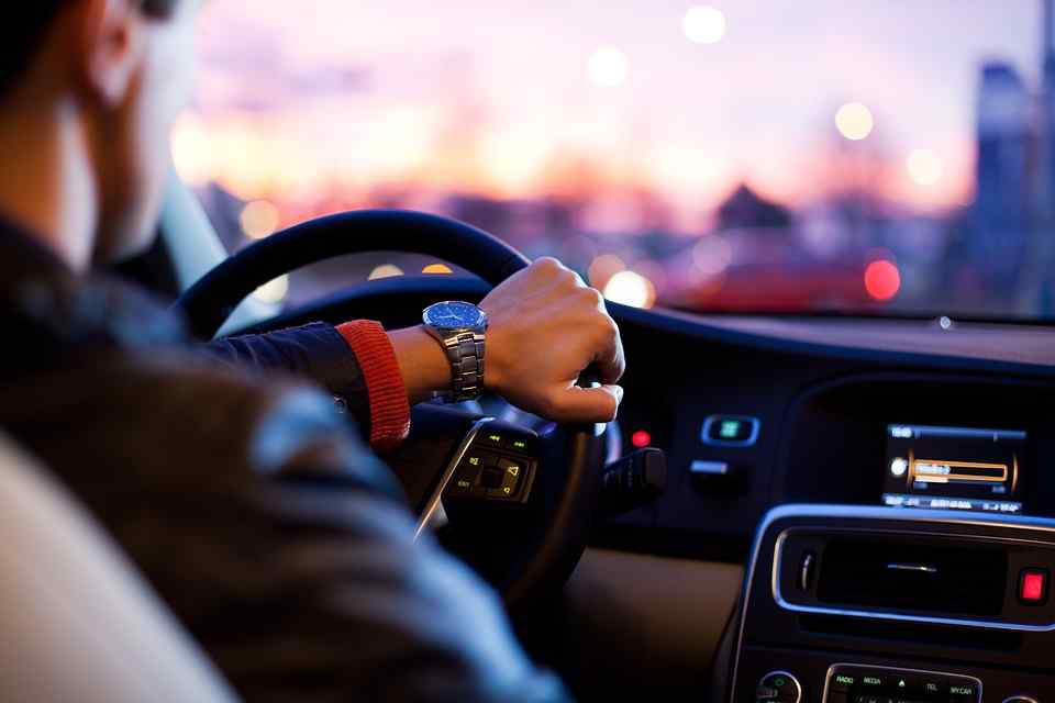 4 things to remember on your holiday road trip