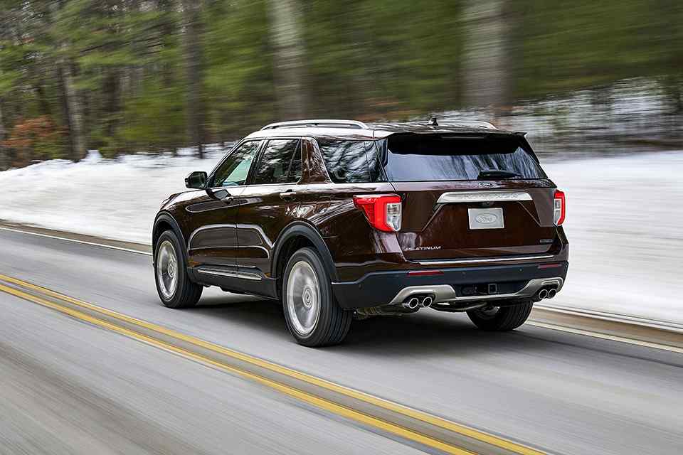 2020 Ford Explorer goes back to RWD, gets new ten-speed auto