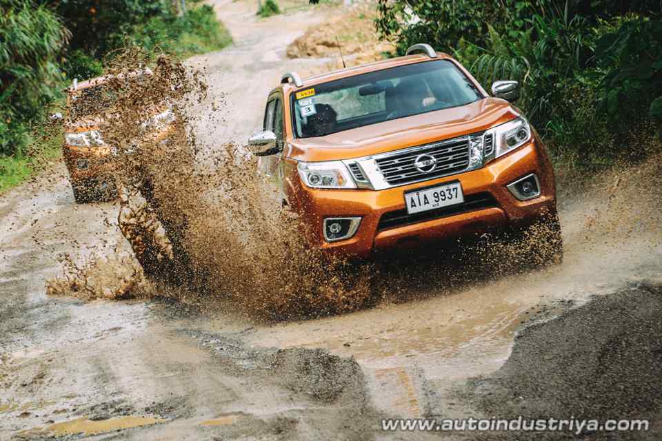 Nissan Navara drive